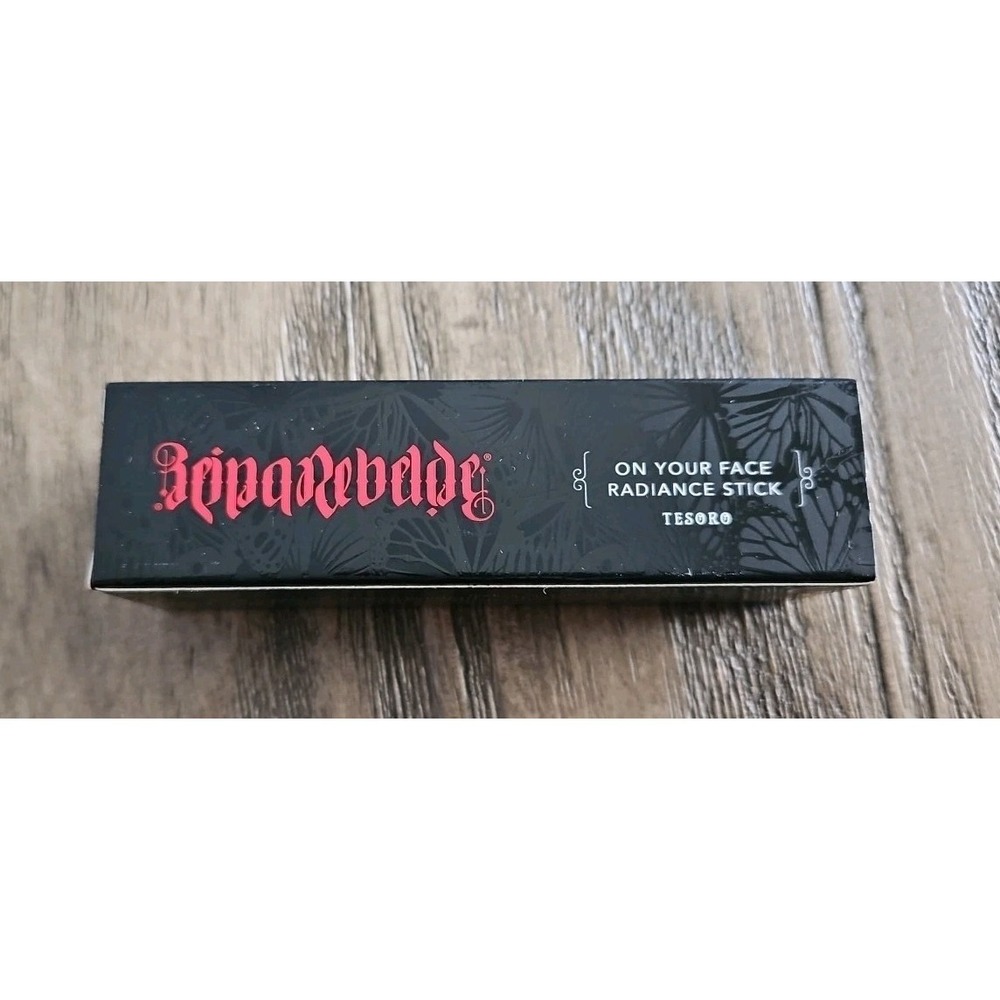 REINA REBELDE On Your Face Radiance Stick in Tesoro NIB .32 oz/9g